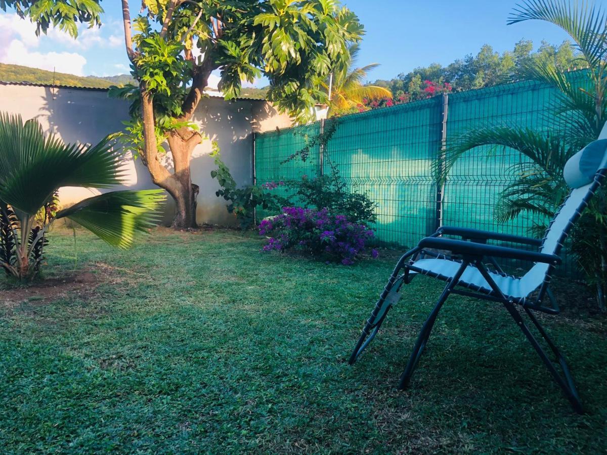 Habitation Baliache - Maison Creole Avec Jardin Privatif, Plage A 200M Deshaies Eksteriør billede